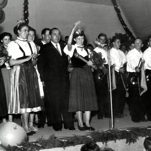 Historisches Wahl der Pfälzischen Weinkönigin 1954-55
